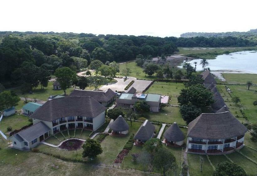 اتاق لوکس, Victoria Forest Resort