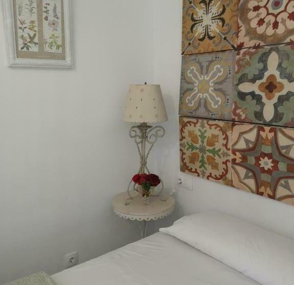 اتاق استاندارد, Hostel Mayflowers