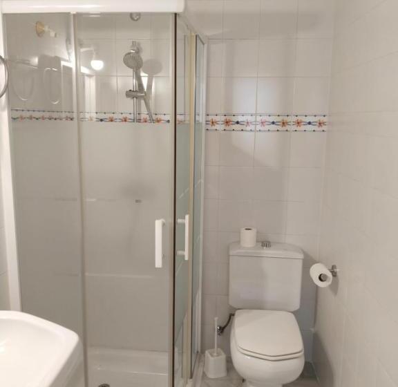 اتاق لوکس, Hostel Mayflowers