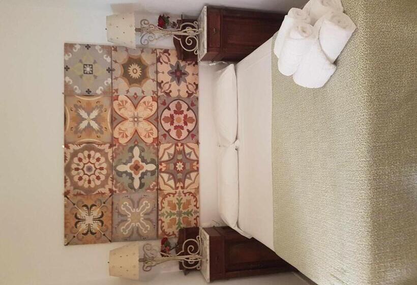 اتاق استاندارد, Hostel Mayflowers