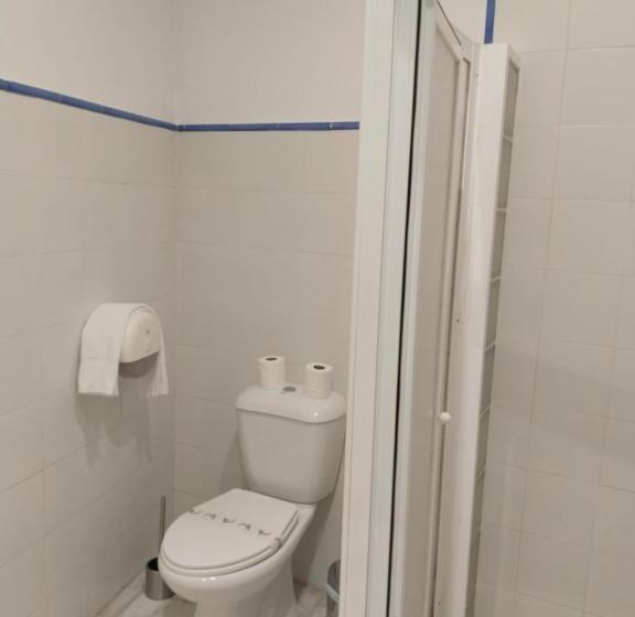 اتاق لوکس, Hostel Mayflowers