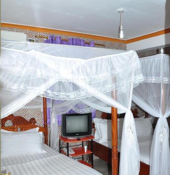 اتاق لوکس, Sandton Hotel Kasese