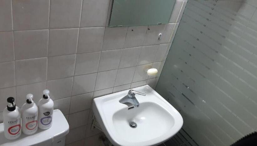 Семейный Номер, Kimstay9