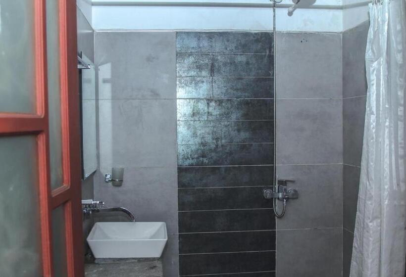 Standard Room, Barcode Residencies   Nuwara Eliya