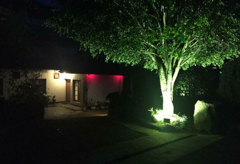 Standard Room, Barcode Residencies   Nuwara Eliya