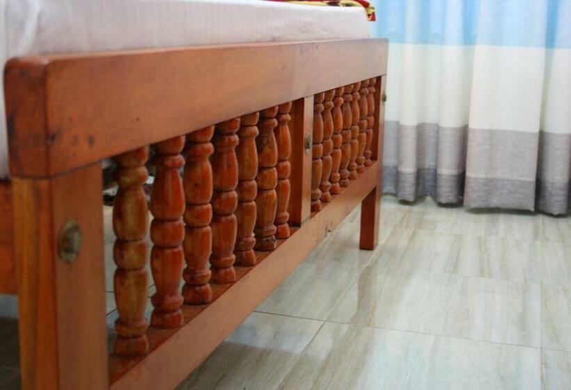 디럭스 룸, Eco Salient View