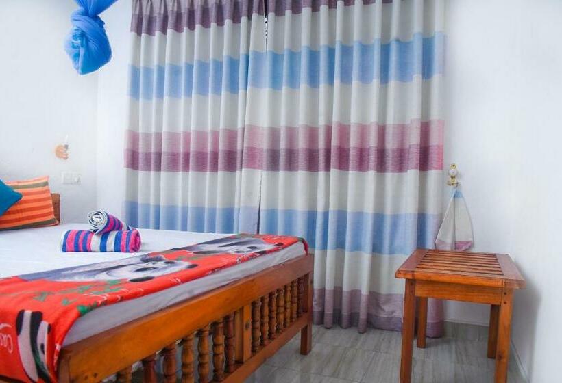 디럭스 룸, Eco Salient View