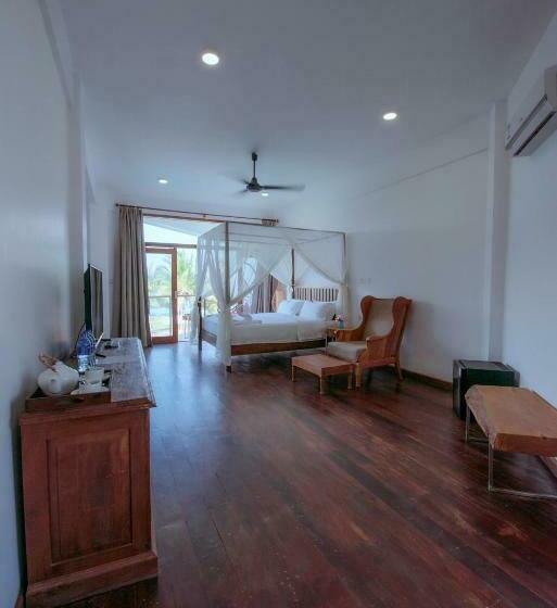 اتاق سه نفره دلوکس با چشم‌انداز دریا, Cardamon Hotel Nilaveli