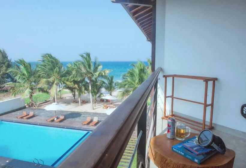 海景豪华三人间, Cardamon Hotel Nilaveli