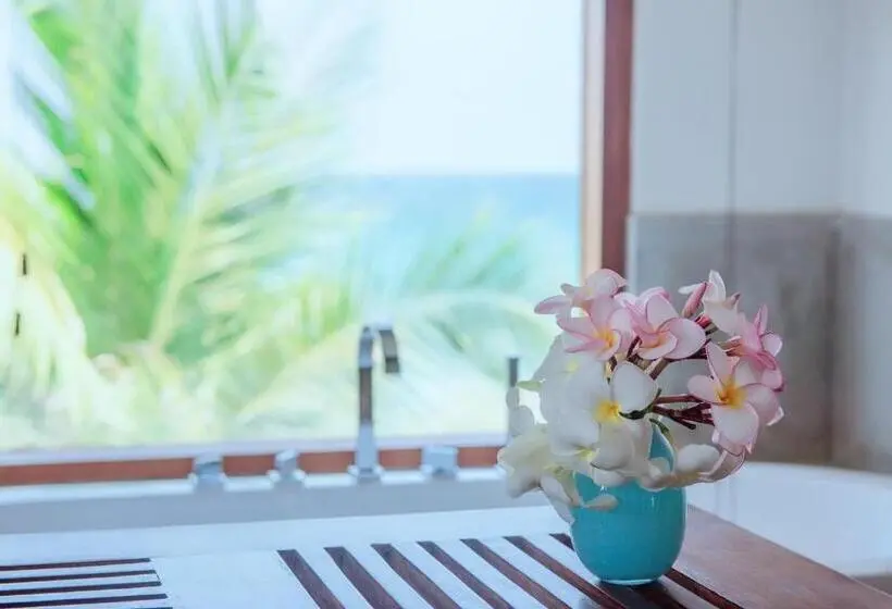 デラックスルーム, Cardamon Hotel Nilaveli