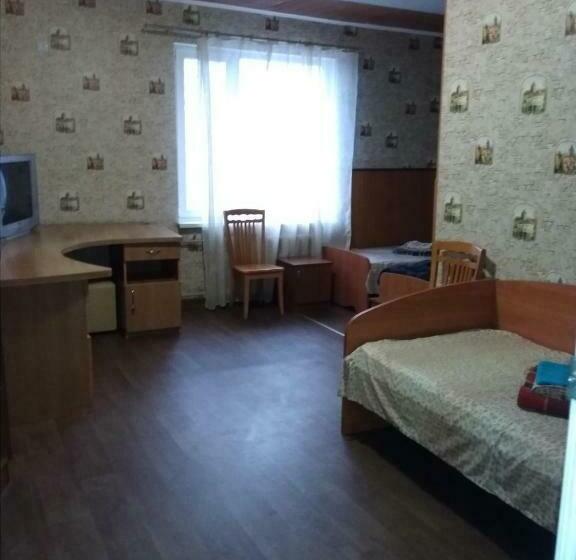 تختخواب در اتاق مشترک, Hostel Mnogoborets F. Klub