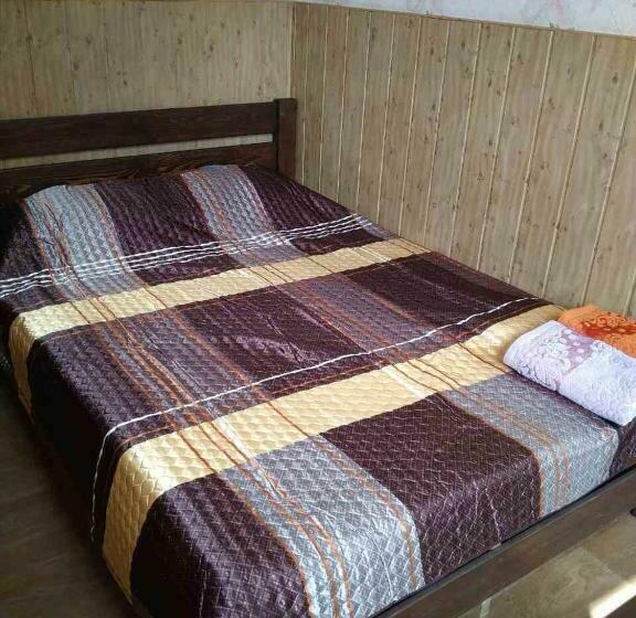 اتاق اکونومی, Hostel Mnogoborets F. Klub