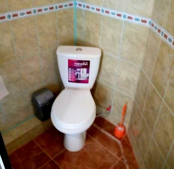 تختخواب در اتاق مشترک, Hostel Mnogoborets F. Klub