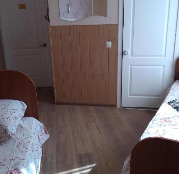 اتاق اکونومی, Hostel Mnogoborets F. Klub