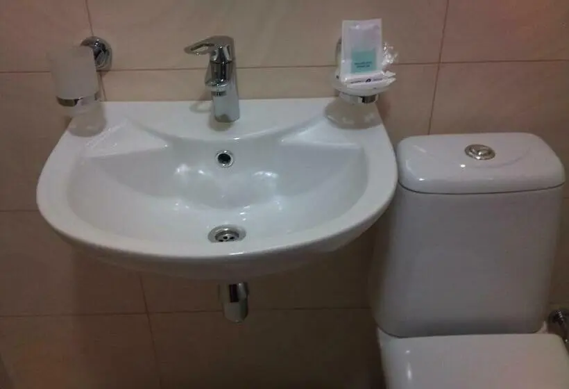 Quarto Estandar, Chalet