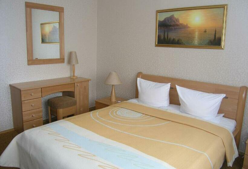 小型套房, Dnipro