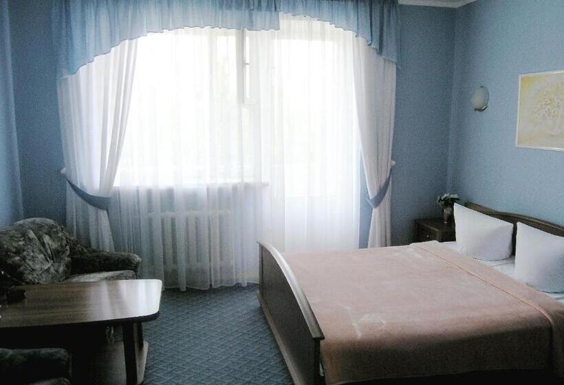 小型套房, Dnipro