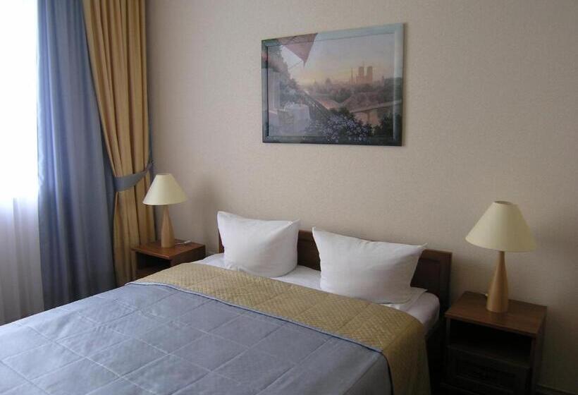 小型套房, Dnipro