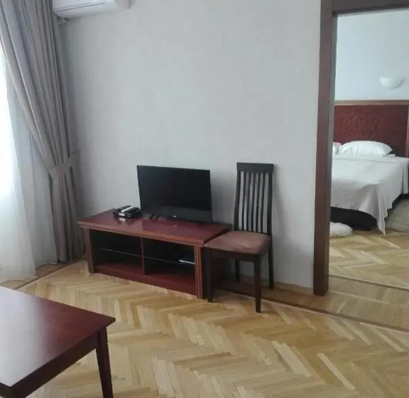 Suite, Dnipro