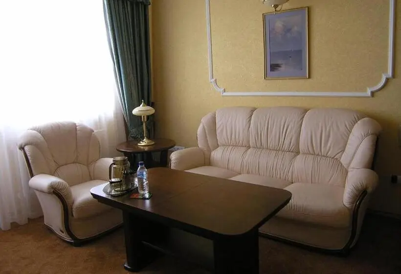 Suite, Dnipro