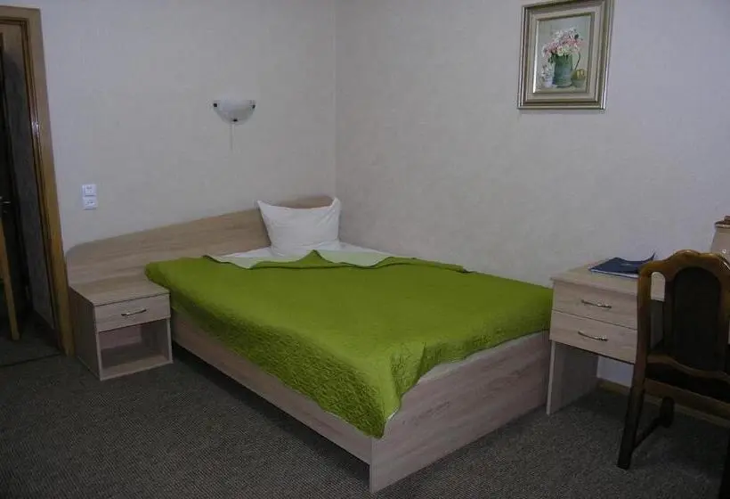 Habitación Estàndard Individual, Dnipro