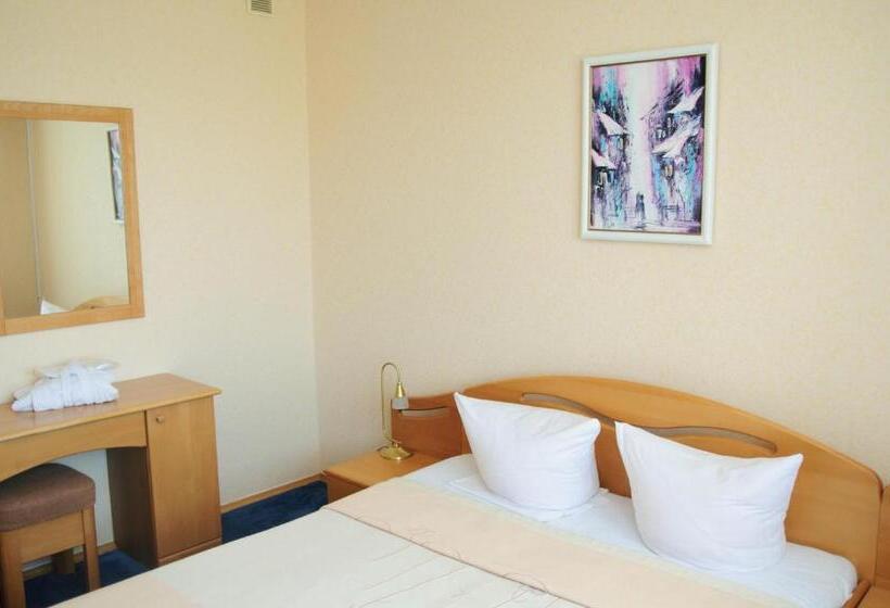 小型套房, Dnipro