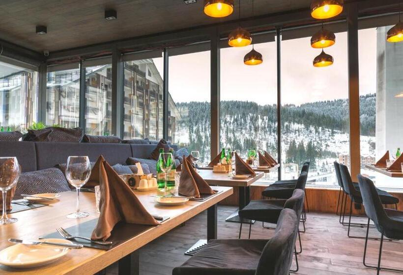 سوئیت پنت هاوس, F&b Spa Resort