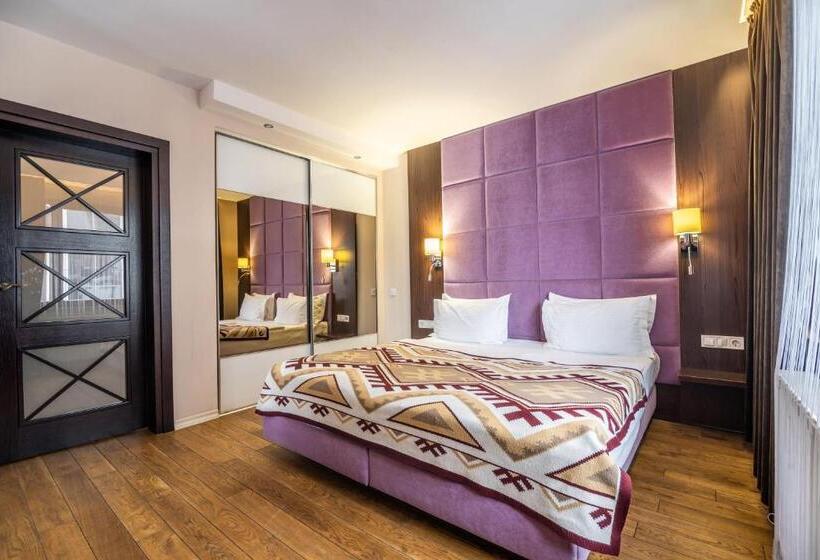 اتاق لوکس, F&b Spa Resort