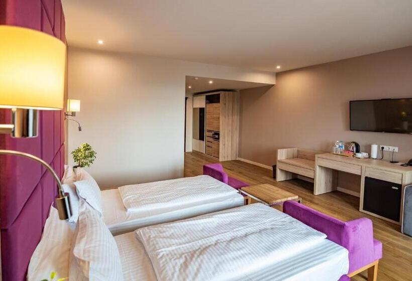 سوییت جونیور سوپریور, F&b Spa Resort