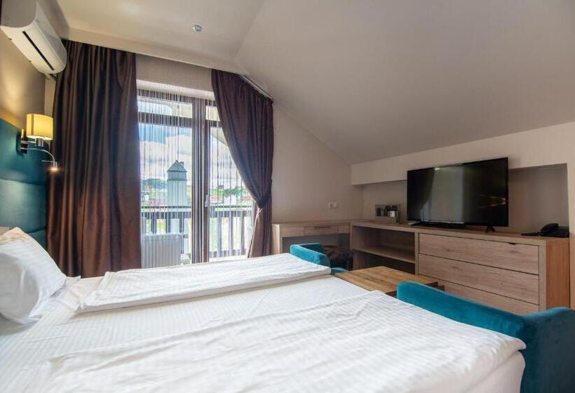 اتاق اکونومی, F&b Spa Resort