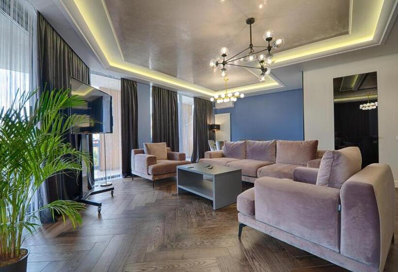 سوییت اجرایی, F&b Spa Resort