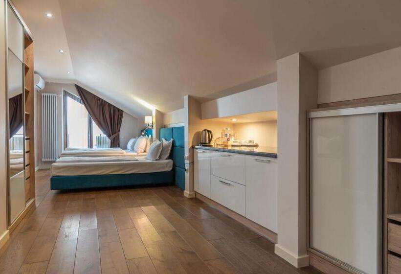 Economy Triple Room, F&b Spa Resort