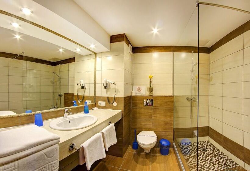 سوییت جونیور سوپریور, F&b Spa Resort