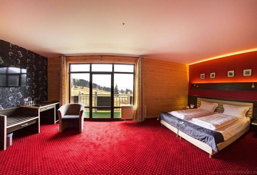 سوئیت با بالکن, F&b Spa Resort