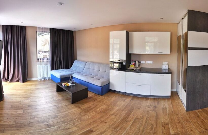 اتاق لوکس, F&b Spa Resort