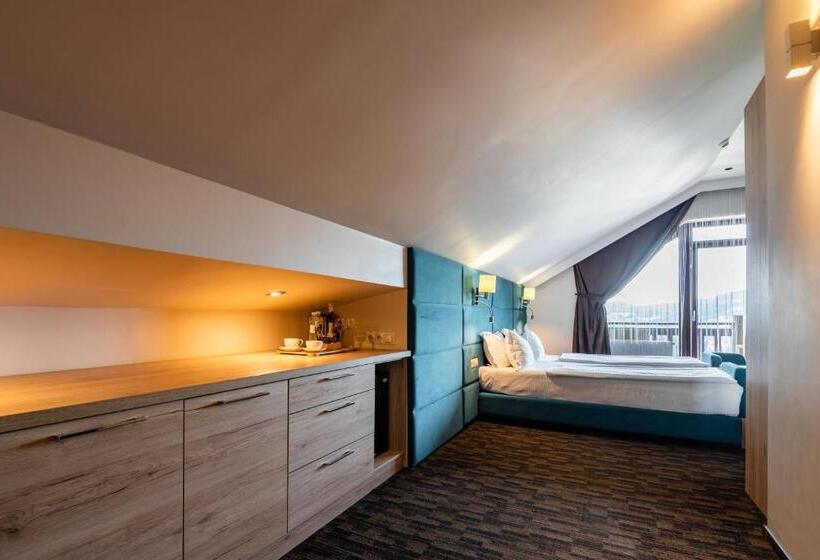 اتاق پنت هاوس, F&b Spa Resort