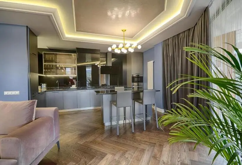 سوییت اجرایی, F&b Spa Resort