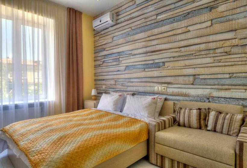 استودیوی استاندارد, Fire Inn