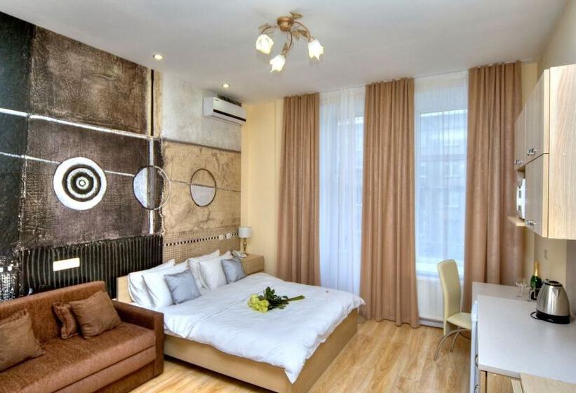 استودیوی سوپریور, Fire Inn