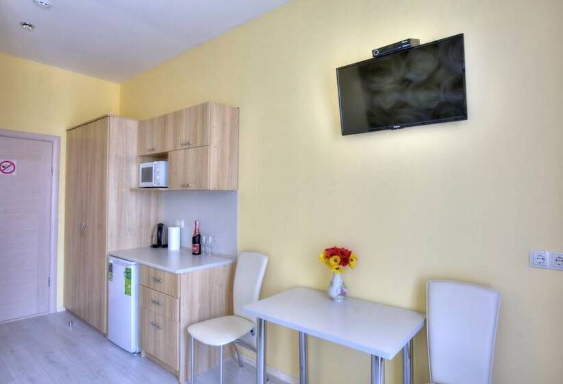 استودیوی استاندارد, Fire Inn