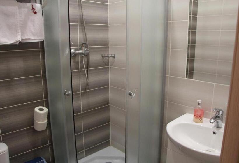 آپارتمان 1 خوابه, Fire Inn