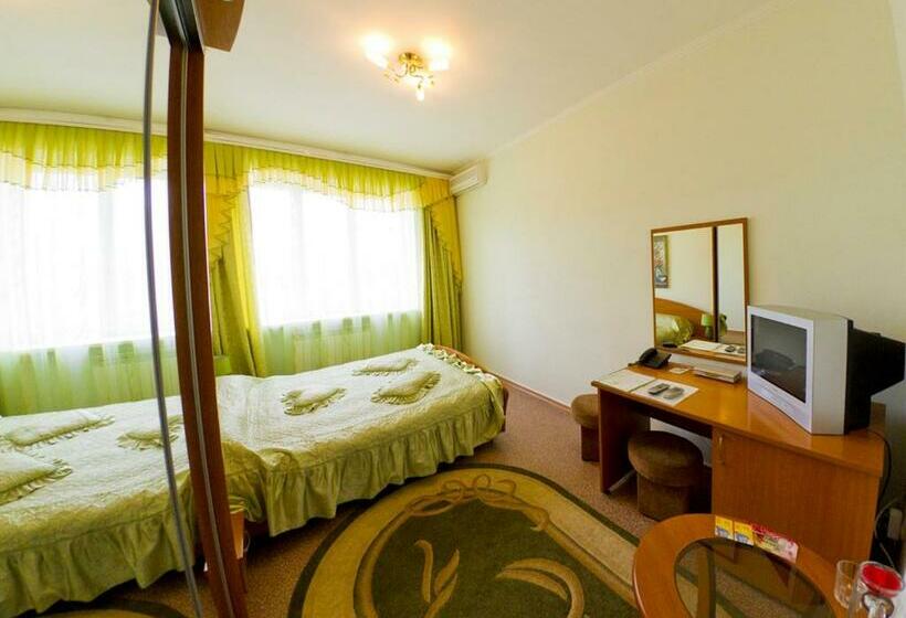 اتاق استاندارد, Kristina