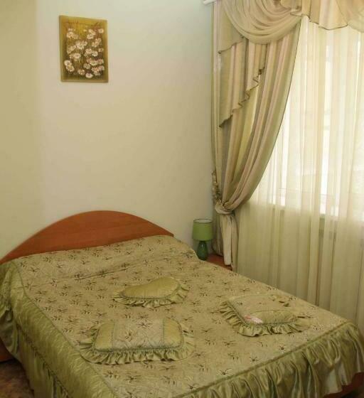 اتاق استاندارد, Kristina