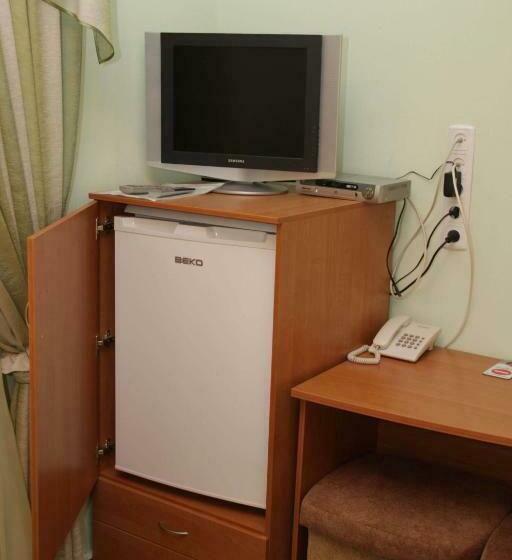 اتاق سوپریور, Kristina