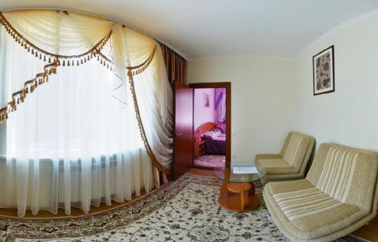 سوئیت 2 خوابه, Kristina