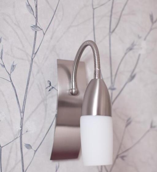 اتاق لوکس با بالکن, Marsen