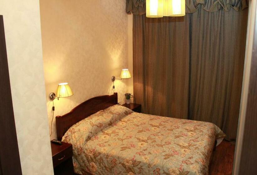 اتاق استاندارد, Meduza