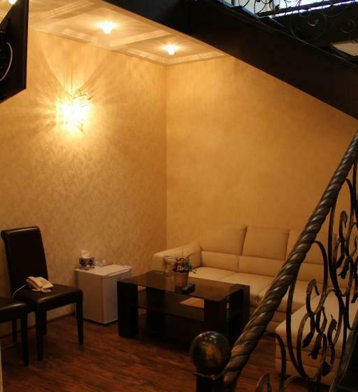 آپارتمان 1 خوابه, Meduza