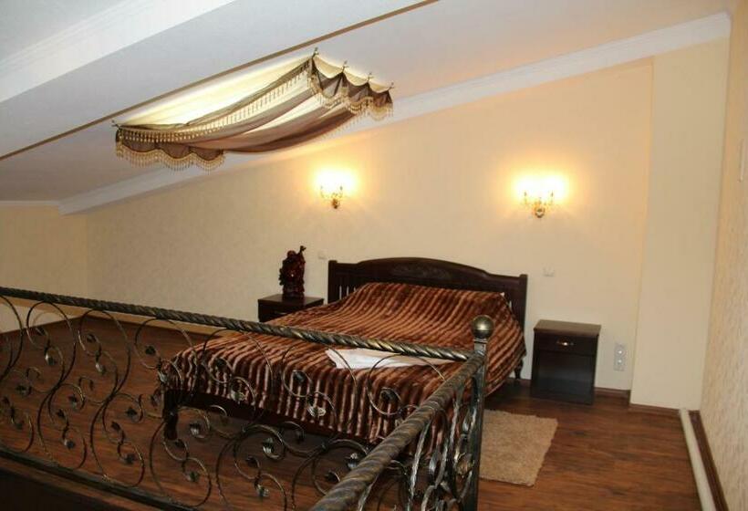 آپارتمان 1 خوابه, Meduza