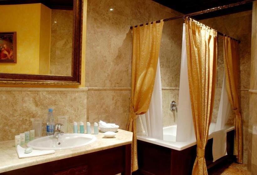 جناح جونيور, Optima Collection Dnipro